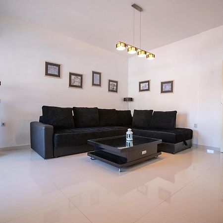 Lake View Double Balcony City Center Apartment In 奥赫里德 外观 照片