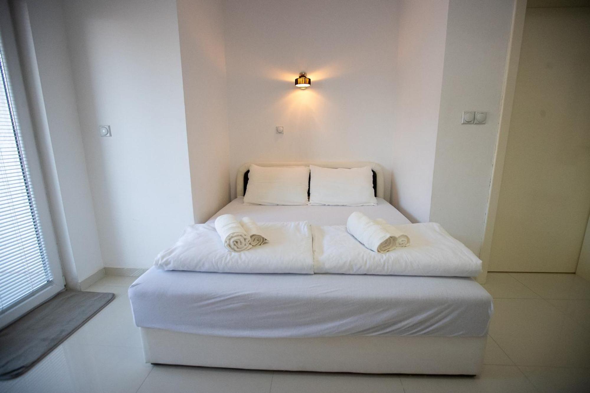 Lake View Double Balcony City Center Apartment In 奥赫里德 外观 照片