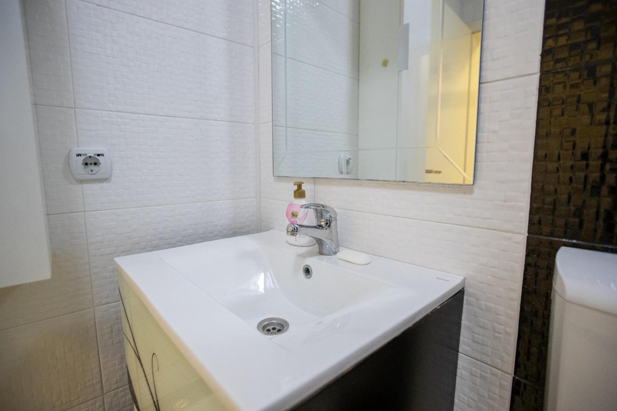 Lake View Double Balcony City Center Apartment In 奥赫里德 外观 照片
